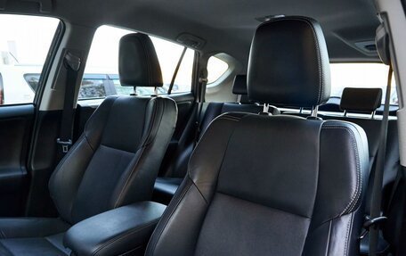 Toyota RAV4, 2016 год, 2 500 000 рублей, 33 фотография