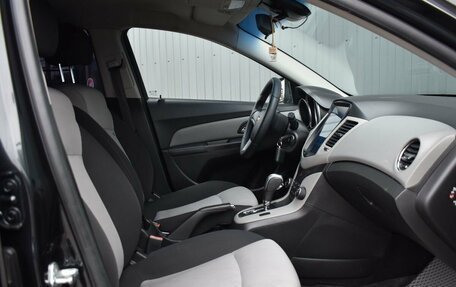 Chevrolet Cruze II, 2012 год, 679 999 рублей, 19 фотография