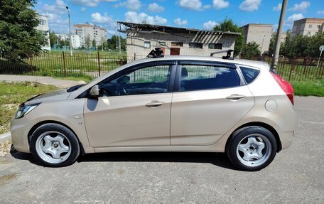 Hyundai Solaris II рестайлинг, 2013 год, 670 000 рублей, 8 фотография