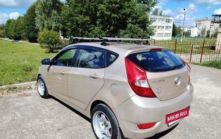 Hyundai Solaris II рестайлинг, 2013 год, 670 000 рублей, 6 фотография