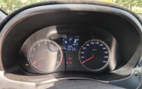 Hyundai Solaris II рестайлинг, 2013 год, 670 000 рублей, 19 фотография