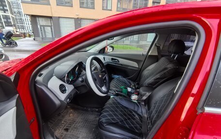Chevrolet Cruze II, 2014 год, 900 950 рублей, 9 фотография
