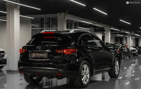 Infiniti QX70, 2017 год, 4 100 000 рублей, 5 фотография