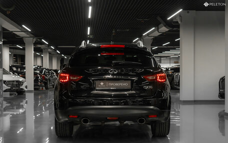 Infiniti QX70, 2017 год, 4 100 000 рублей, 6 фотография