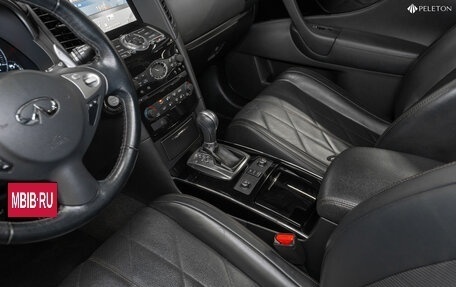 Infiniti QX70, 2017 год, 4 100 000 рублей, 17 фотография