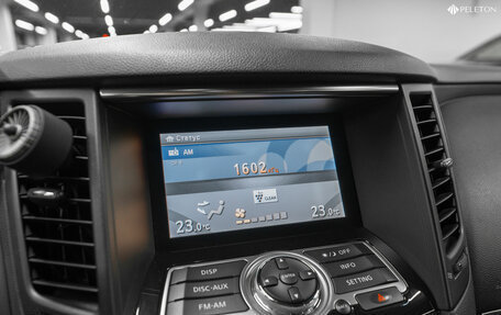 Infiniti QX70, 2017 год, 4 100 000 рублей, 22 фотография