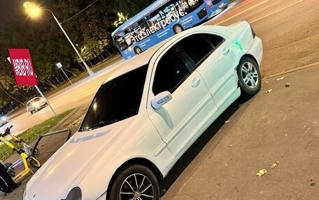 Mercedes-Benz C-Класс, 2000 год, 195 000 рублей, 3 фотография
