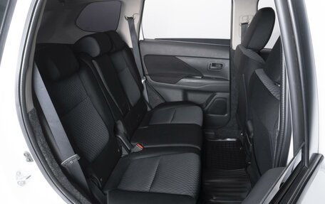 Mitsubishi Outlander III рестайлинг 3, 2014 год, 1 349 000 рублей, 7 фотография
