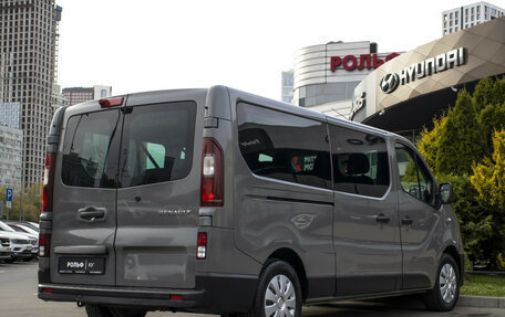 Renault Trafic, 2019 год, 2 435 000 рублей, 5 фотография