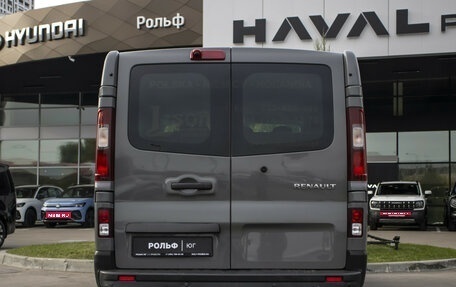 Renault Trafic, 2019 год, 2 435 000 рублей, 6 фотография