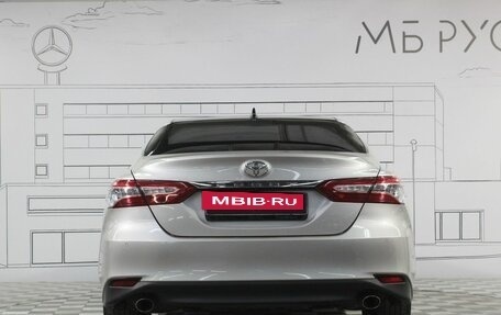 Toyota Camry, 2022 год, 3 500 000 рублей, 9 фотография
