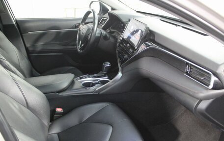 Toyota Camry, 2022 год, 3 500 000 рублей, 28 фотография
