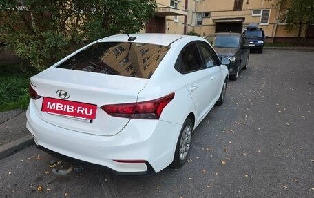 Hyundai Solaris II рестайлинг, 2019 год, 1 000 000 рублей, 2 фотография