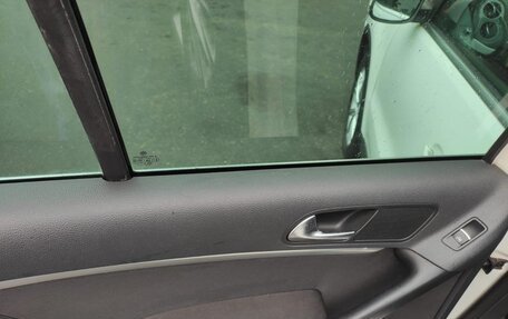 Volkswagen Tiguan I, 2012 год, 1 250 000 рублей, 10 фотография