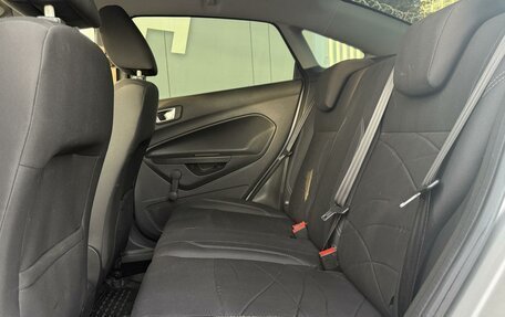 Ford Fiesta, 2015 год, 950 000 рублей, 9 фотография