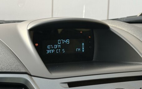 Ford Fiesta, 2015 год, 950 000 рублей, 19 фотография
