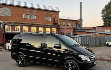 Mercedes-Benz Viano, 2013 год, 2 200 000 рублей, 3 фотография
