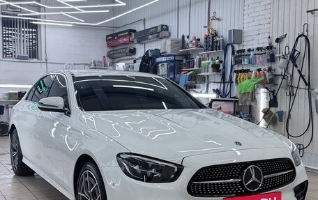 Mercedes-Benz E-Класс, 2021 год, 5 350 000 рублей, 1 фотография