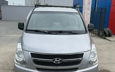 Hyundai Grand Starex Grand Starex I рестайлинг 2, 2014 год, 1 700 000 рублей, 1 фотография
