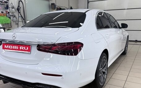 Mercedes-Benz E-Класс, 2021 год, 5 350 000 рублей, 10 фотография