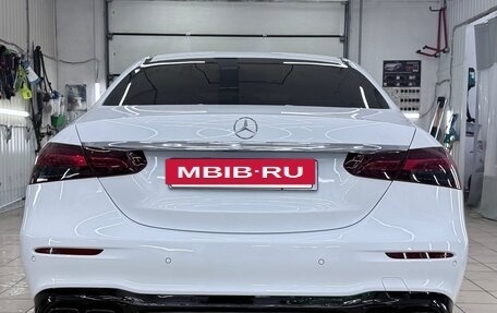 Mercedes-Benz E-Класс, 2021 год, 5 350 000 рублей, 12 фотография