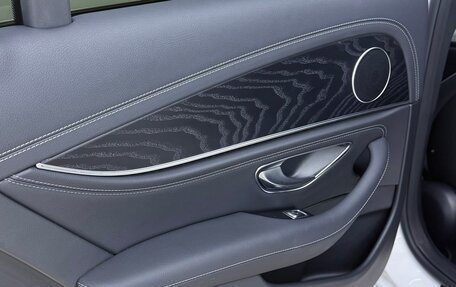 Mercedes-Benz E-Класс, 2021 год, 5 350 000 рублей, 20 фотография