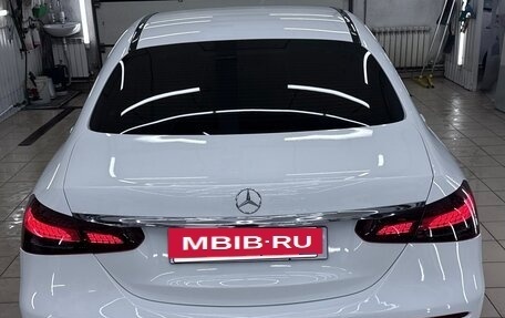 Mercedes-Benz E-Класс, 2021 год, 5 350 000 рублей, 26 фотография