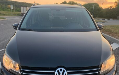 Volkswagen Touran III, 2012 год, 1 000 000 рублей, 3 фотография