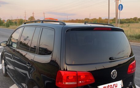 Volkswagen Touran III, 2012 год, 1 000 000 рублей, 7 фотография