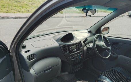 Toyota FunCargo, 2002 год, 507 000 рублей, 4 фотография