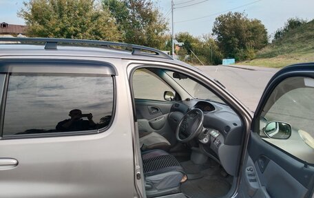 Toyota FunCargo, 2002 год, 507 000 рублей, 10 фотография