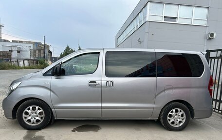 Hyundai Grand Starex Grand Starex I рестайлинг 2, 2014 год, 1 700 000 рублей, 3 фотография