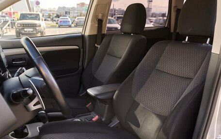 Mitsubishi Outlander III рестайлинг 3, 2013 год, 1 396 000 рублей, 12 фотография