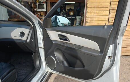 Chevrolet Cruze II, 2012 год, 870 000 рублей, 7 фотография
