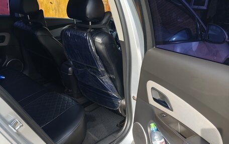 Chevrolet Cruze II, 2012 год, 870 000 рублей, 8 фотография