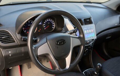Hyundai Solaris II рестайлинг, 2016 год, 898 000 рублей, 10 фотография