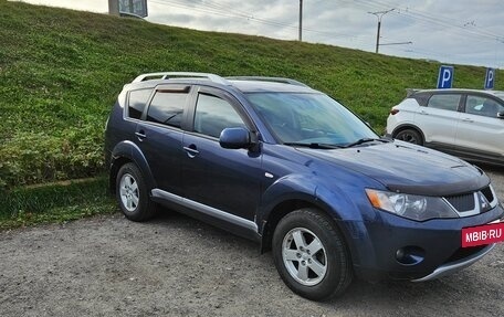Mitsubishi Outlander III рестайлинг 3, 2007 год, 870 870 рублей, 2 фотография