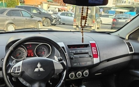 Mitsubishi Outlander III рестайлинг 3, 2007 год, 870 870 рублей, 5 фотография