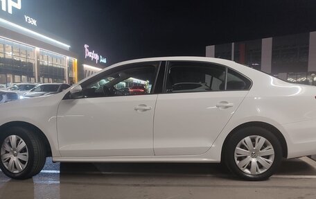 Volkswagen Jetta VI, 2013 год, 950 000 рублей, 1 фотография
