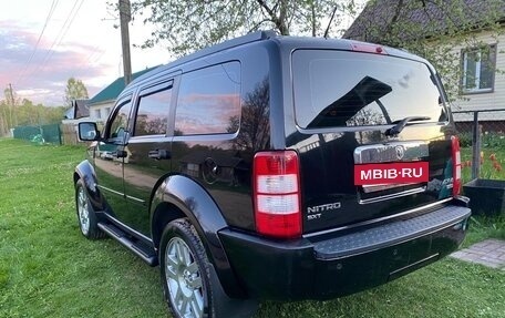 Dodge Nitro, 2007 год, 1 490 000 рублей, 18 фотография