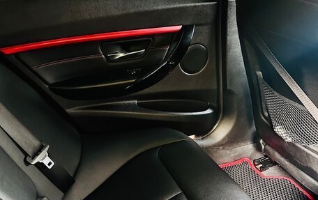 BMW 3 серия, 2015 год, 1 950 000 рублей, 15 фотография