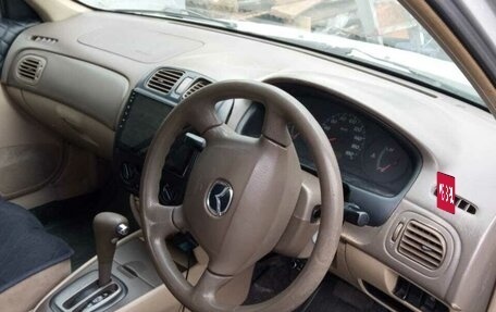 Mazda Familia, 2002 год, 200 000 рублей, 5 фотография