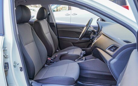 Hyundai Solaris II рестайлинг, 2017 год, 1 320 000 рублей, 8 фотография