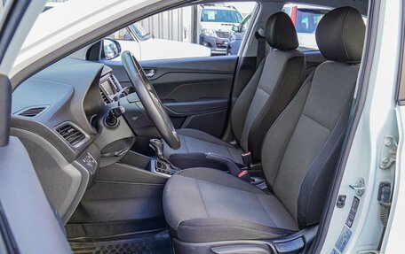 Hyundai Solaris II рестайлинг, 2017 год, 1 320 000 рублей, 10 фотография