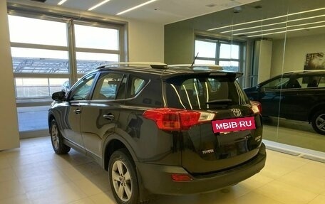 Toyota RAV4, 2015 год, 2 100 000 рублей, 7 фотография