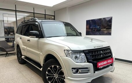 Mitsubishi Pajero IV, 2019 год, 4 250 000 рублей, 2 фотография