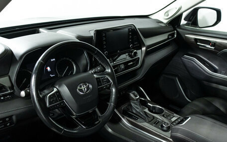 Toyota Highlander, 2021 год, 4 989 898 рублей, 11 фотография