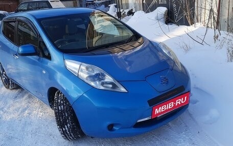 Nissan Leaf I, 2011 год, 1 450 000 рублей, 2 фотография