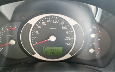 Hyundai Tucson III, 2005 год, 650 000 рублей, 6 фотография