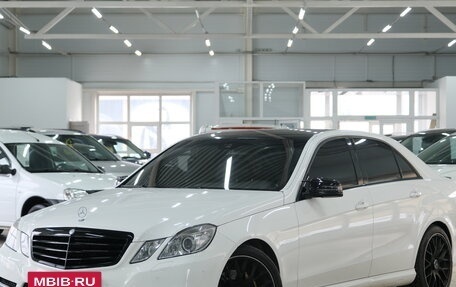 Mercedes-Benz E-Класс, 2012 год, 1 879 000 рублей, 4 фотография